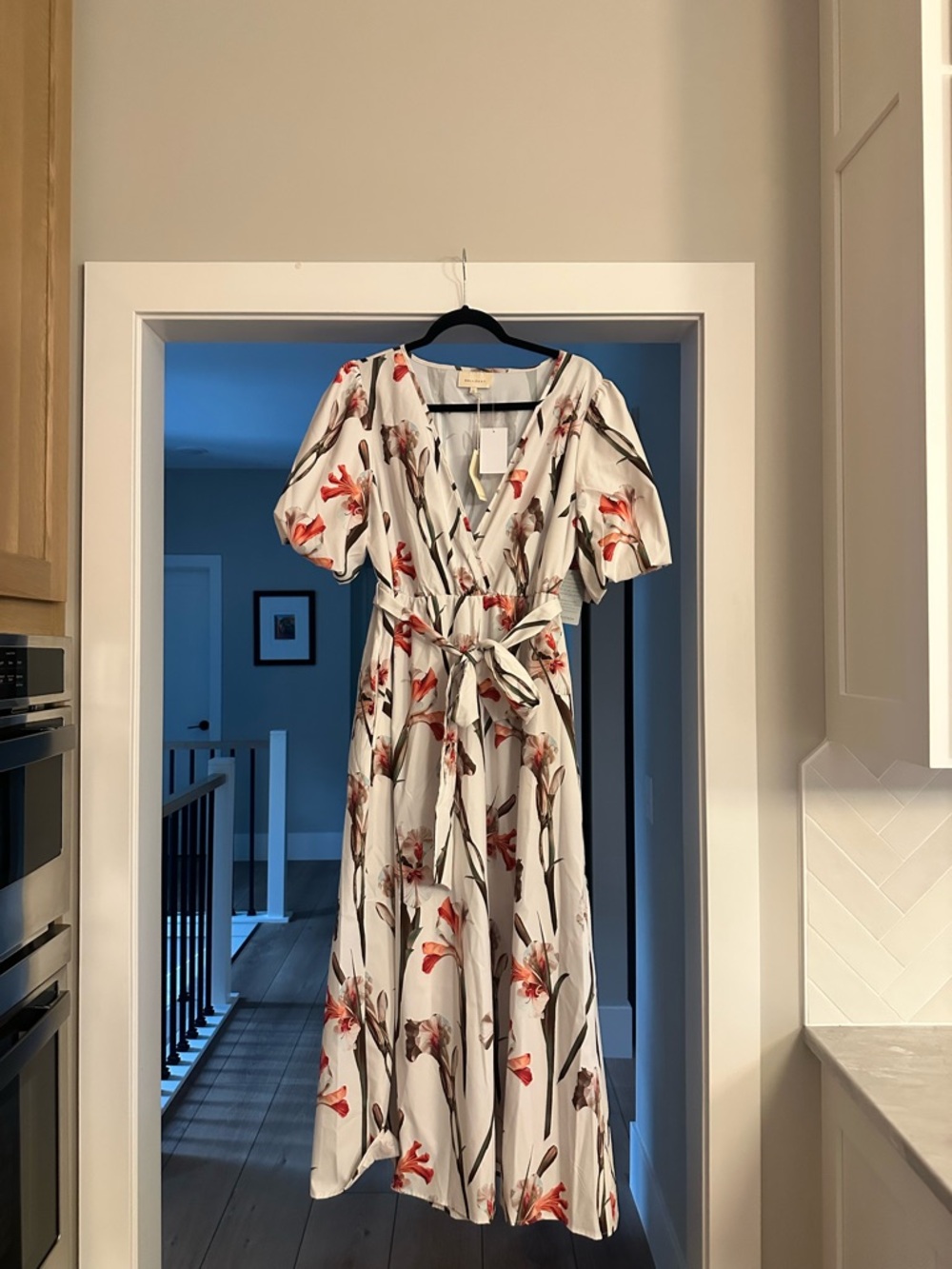 MELLODAY White Floral Maxi Wrap Dress with Floral Print